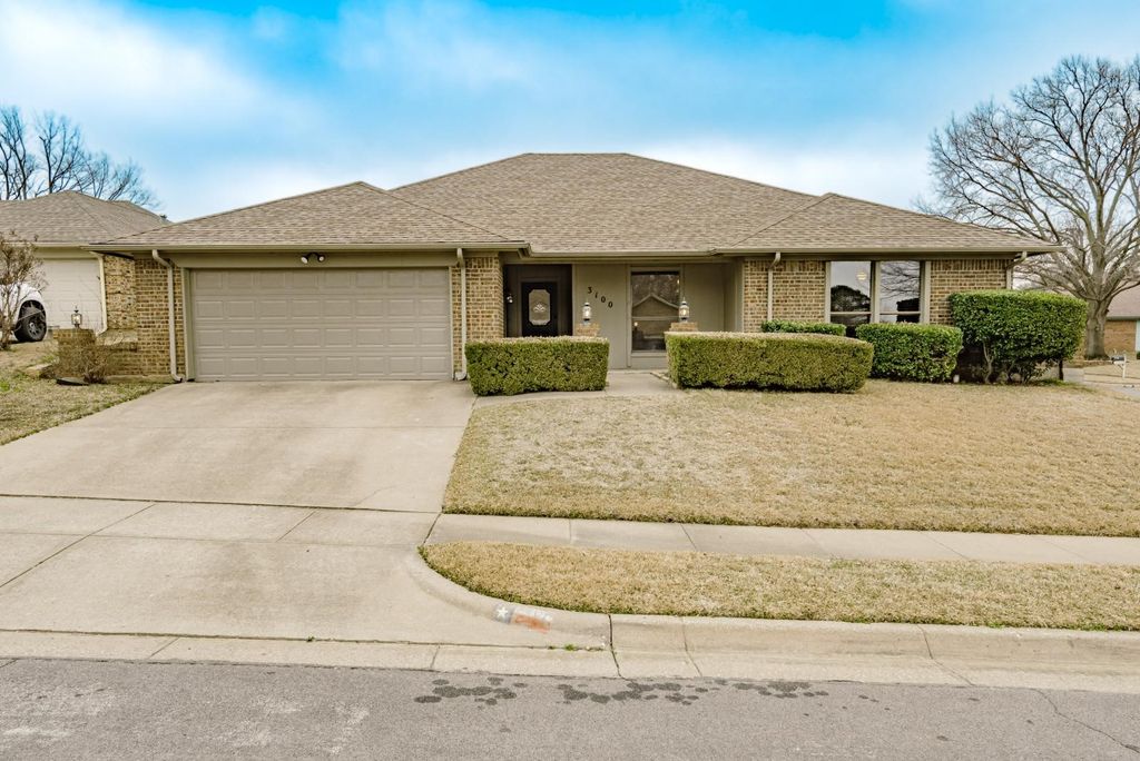 3100 Green Country Court, Bedford, TX 76021