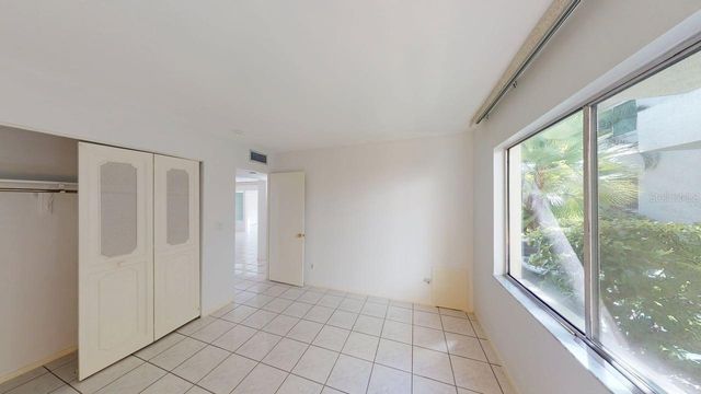 3670 PINECREST STREET 111, Sarasota, FL 34232