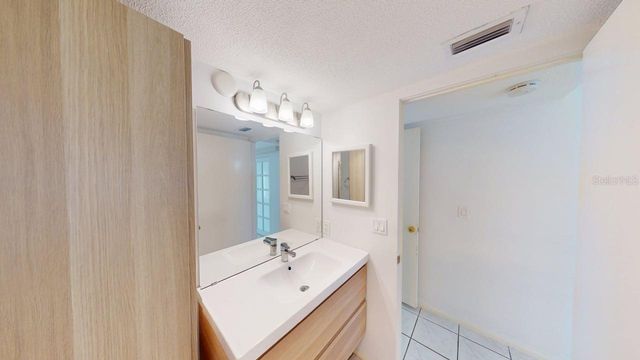 3670 PINECREST STREET 111, Sarasota, FL 34232