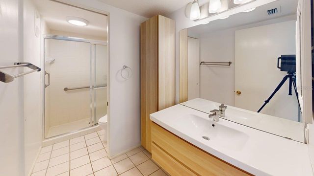 3670 PINECREST STREET 111, Sarasota, FL 34232