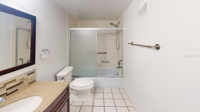 3670 PINECREST STREET 111, Sarasota, FL 34232