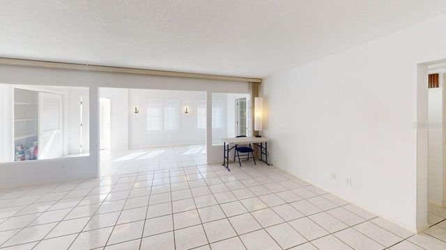 3670 PINECREST STREET 111, Sarasota, FL 34232