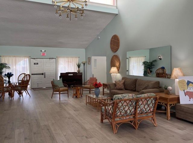 3670 PINECREST STREET 111, Sarasota, FL 34232