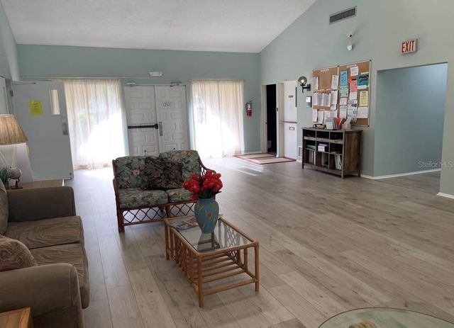 3670 PINECREST STREET 111, Sarasota, FL 34232