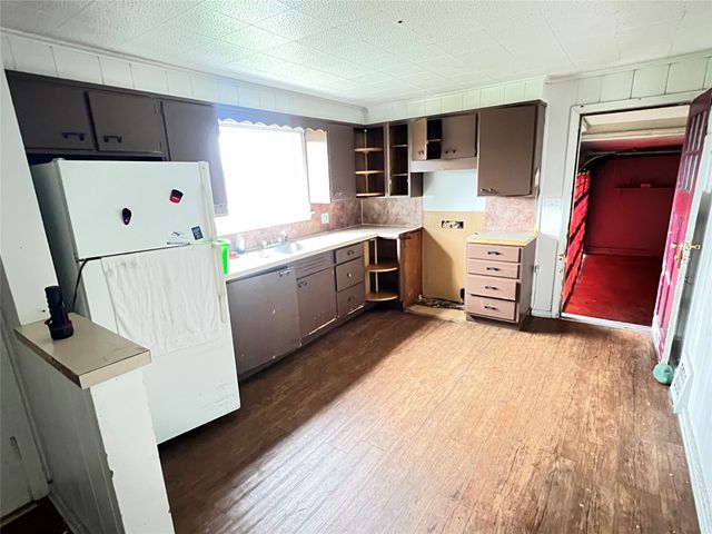 15888 CONNEAUT LAKE Road, Meadville, PA 16335