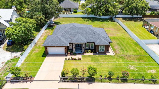 17601 HANNA ROAD, Lutz, FL 33549