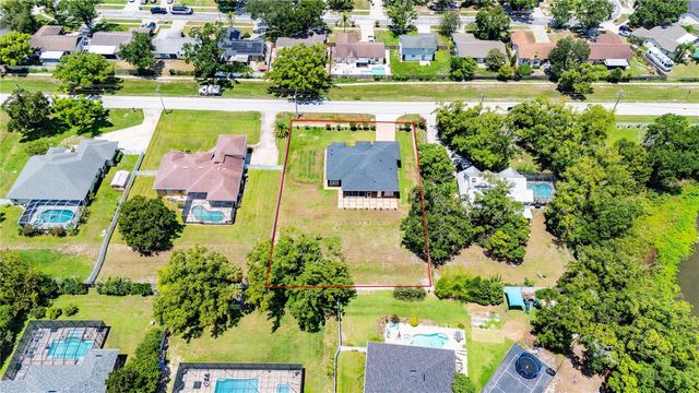17601 HANNA ROAD, Lutz, FL 33549