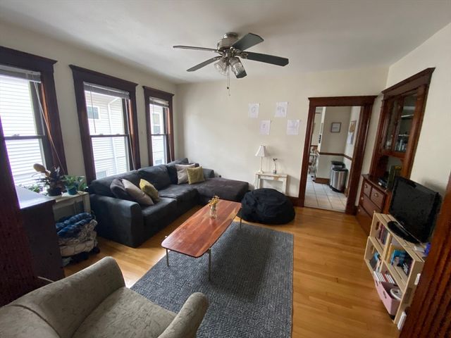 40 Walker 1, Somerville, MA 02144