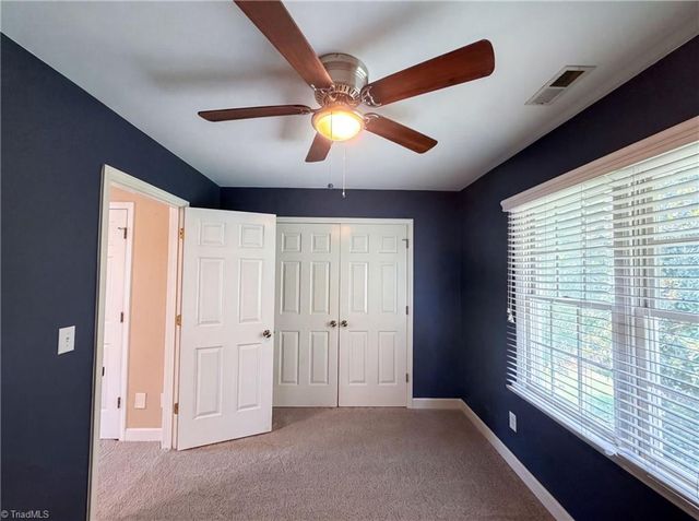 524 Sun Creek Drive, Winston-salem, NC 27104