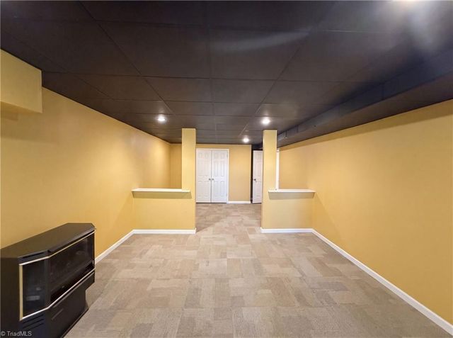 524 Sun Creek Drive, Winston-salem, NC 27104