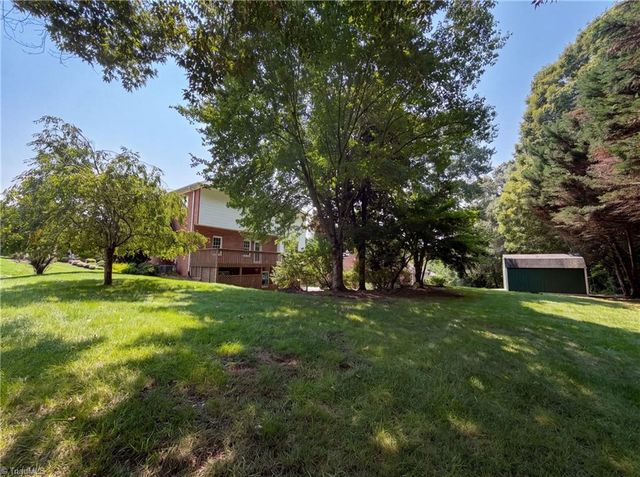 524 Sun Creek Drive, Winston-salem, NC 27104