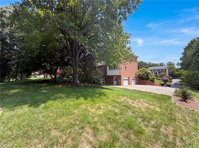 524 Sun Creek Drive, Winston-salem, NC 27104