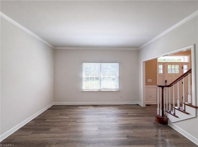 524 Sun Creek Drive, Winston-salem, NC 27104