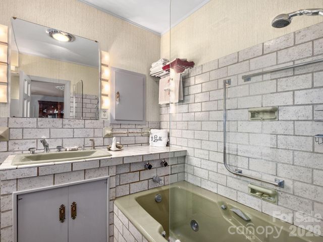 185 Macon Avenue 10B, Asheville, NC 28804