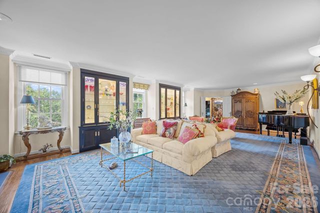 185 Macon Avenue 10B, Asheville, NC 28804