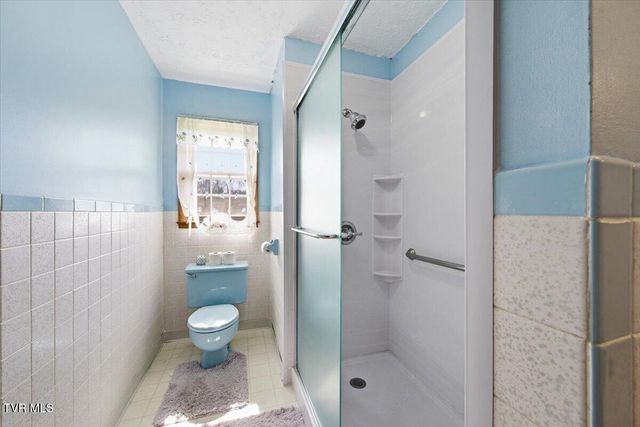 533 Monte Vista Drive, Glade Spring, VA 24340