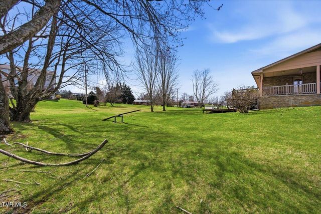 533 Monte Vista Drive, Glade Spring, VA 24340