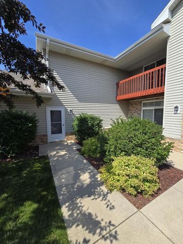 6198 S Creekside DRIVE #13, Cudahy, WI 53110