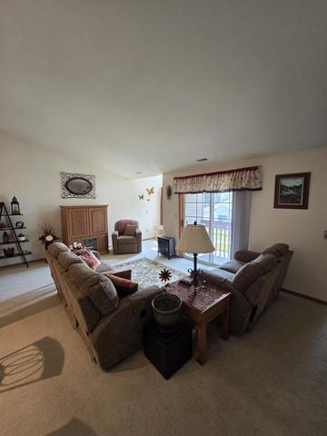 6198 S Creekside DRIVE #13, Cudahy, WI 53110
