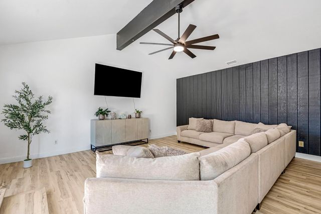 2428 W 3rd Street, Madera, CA 93637