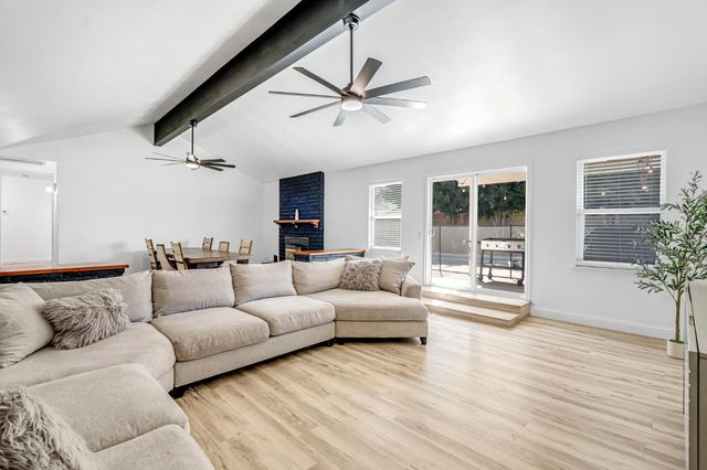 2428 W 3rd Street, Madera, CA 93637