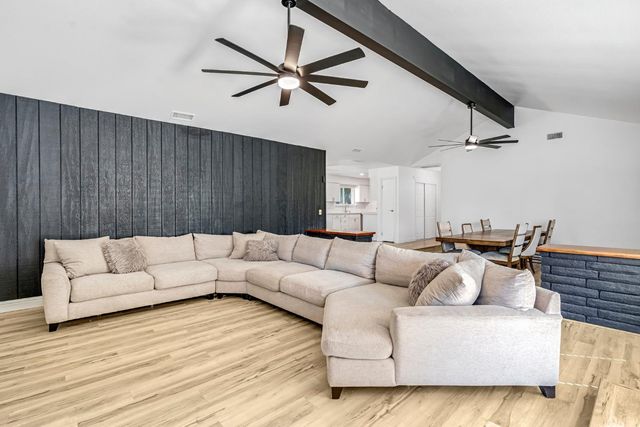 2428 W 3rd Street, Madera, CA 93637