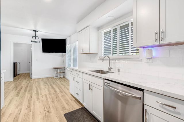 2428 W 3rd Street, Madera, CA 93637