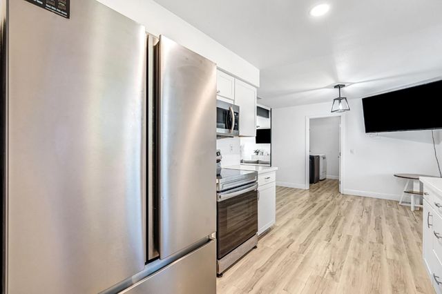 2428 W 3rd Street, Madera, CA 93637