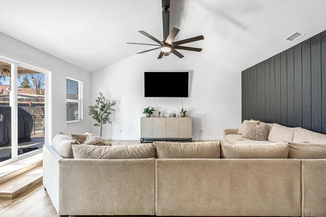 2428 W 3rd Street, Madera, CA 93637