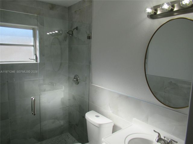 3666 SW 25th Ter 3666, Miami, FL 33133