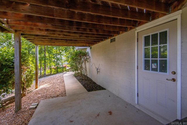 10 Dominar Place, Hot Springs Village, AR 71909