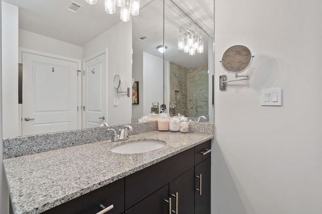 360 Nueces ST 1310, Austin, TX 78701