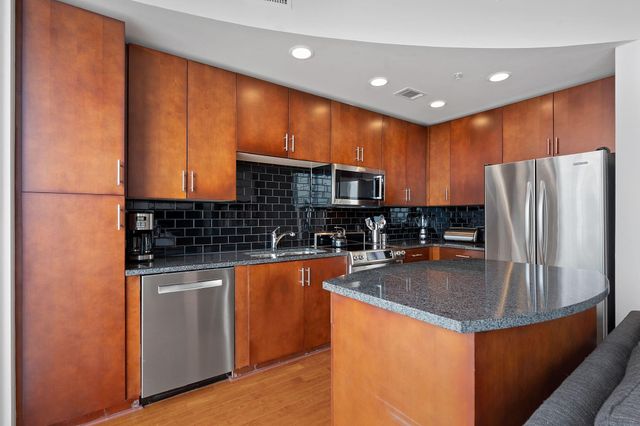 360 Nueces ST 1310, Austin, TX 78701