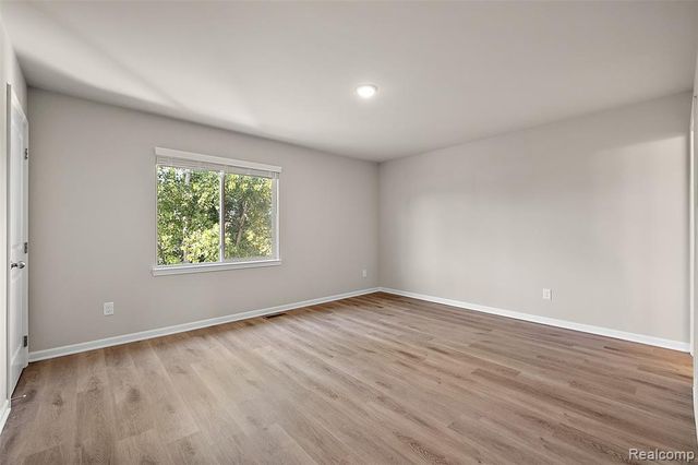 28104 Delano Drive Unit 9I, New Baltimore, MI 48051