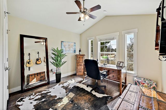 1 Rolling Hills RD, Wimberley, TX 78676