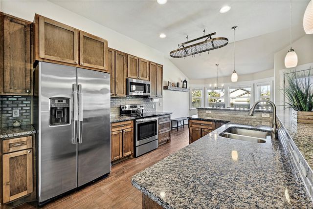 1 Rolling Hills RD, Wimberley, TX 78676