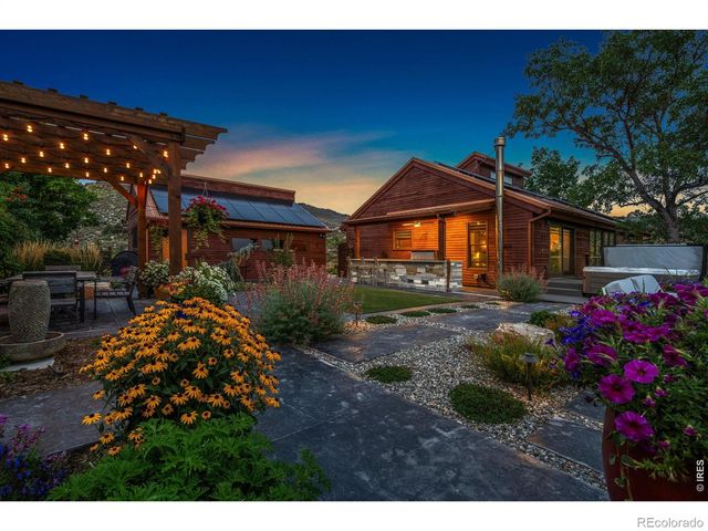 8009 Thistle Court, Loveland, CO 80538