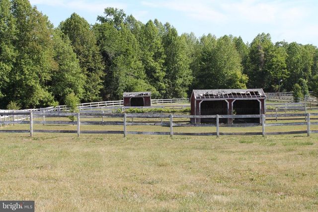 6019 HICKORY RIDGE RD, Spotsylvania, VA 22551