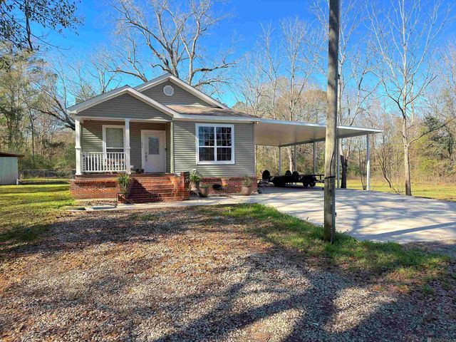 18770 Milton Dr, Livingston, LA 70754