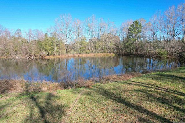 18770 Milton Dr, Livingston, LA 70754