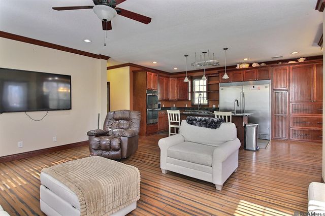 18770 Milton Dr, Livingston, LA 70754