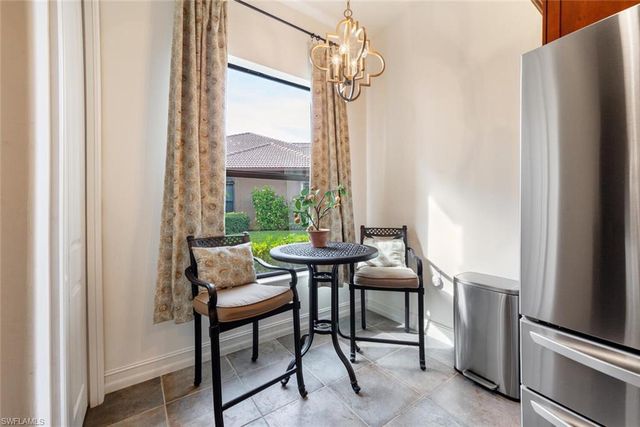 7563 Moorgate Point WAY, Naples, FL 34113