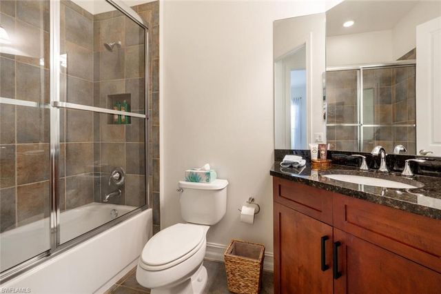 7563 Moorgate Point WAY, Naples, FL 34113