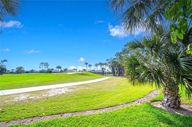 7563 Moorgate Point WAY, Naples, FL 34113