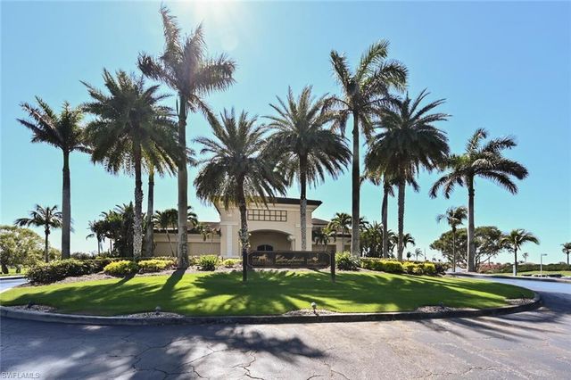 7563 Moorgate Point WAY, Naples, FL 34113