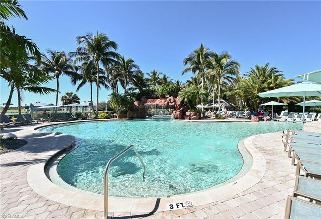 7563 Moorgate Point WAY, Naples, FL 34113