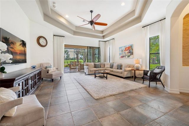 7563 Moorgate Point WAY, Naples, FL 34113