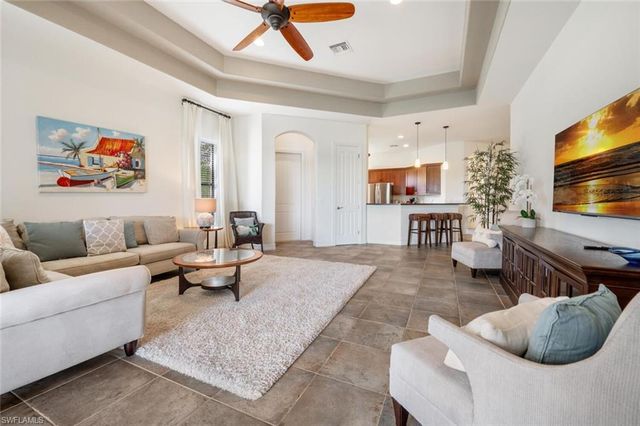 7563 Moorgate Point WAY, Naples, FL 34113