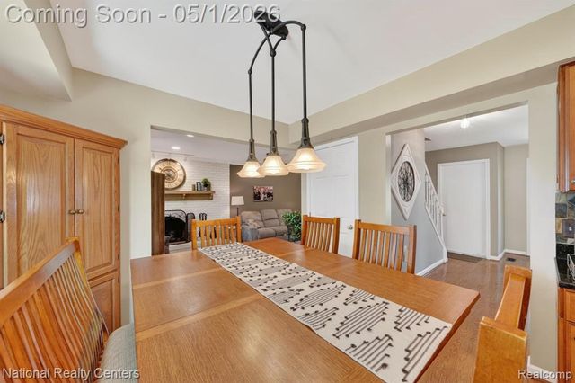 7221 Emerson Drive, Canton, MI 48187