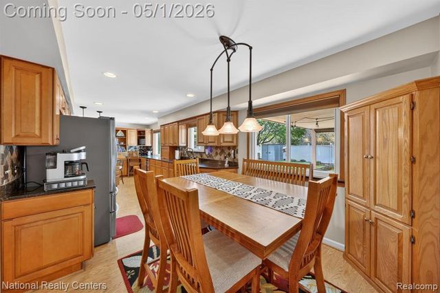 7221 Emerson Drive, Canton, MI 48187